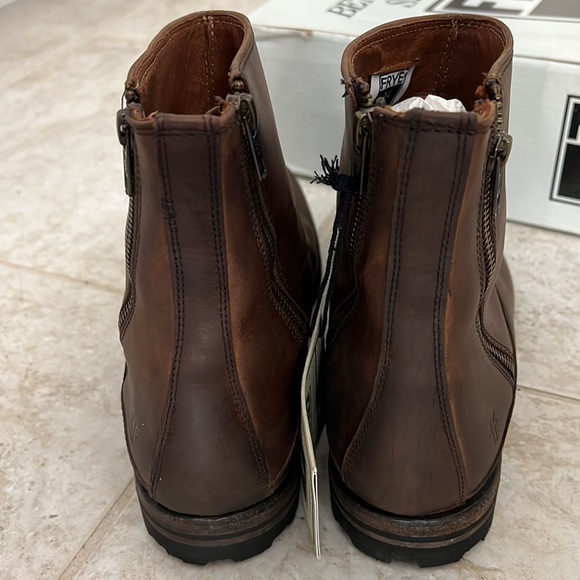 Frye Mens William Lug Zip Boot - New - Picture 4 of 13